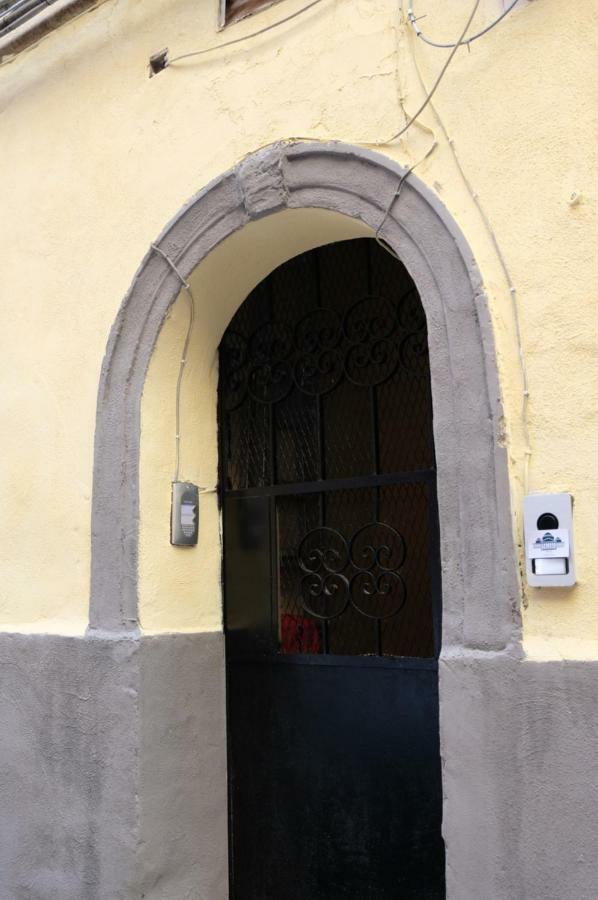 Ferienwohnung Il Posto Fisso Napoli Exterior foto