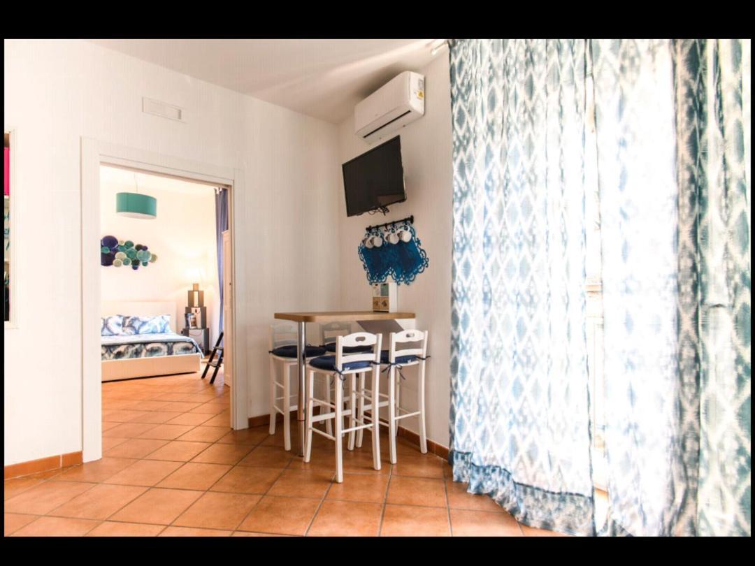 Ferienwohnung Il Posto Fisso Napoli Exterior foto